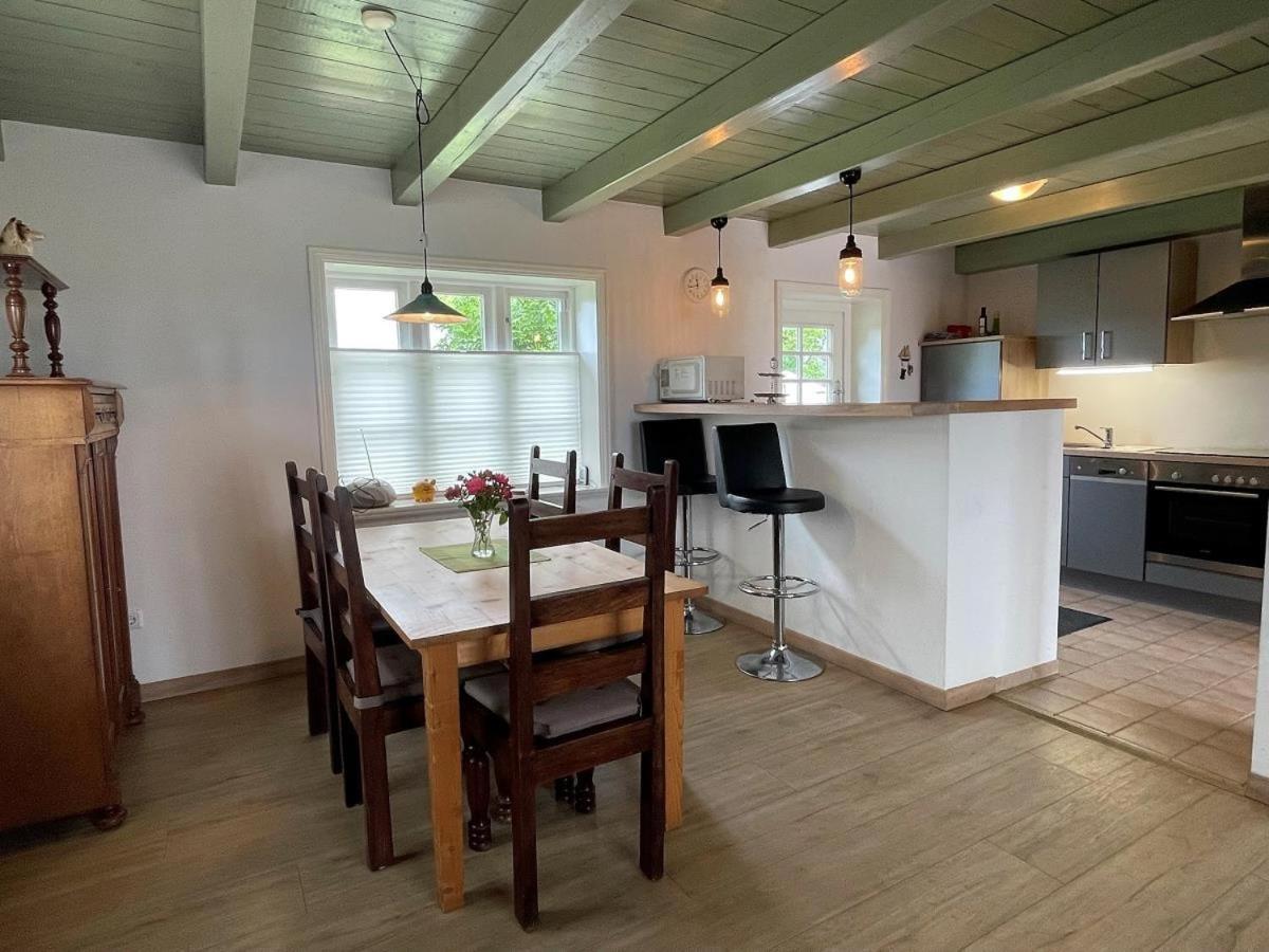 Das Puppenhaus, Reetdach, Sauna, Kamin, Eingezaeunt, Badewanne, Haustiere Willkommen Emmelsbüll-Horsbüll 외부 사진